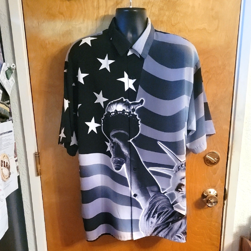 DRAGONFLY “Patriotic Series” Statue of Liberty All-Over Print Collar Shirt XL